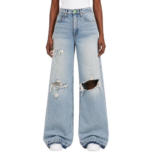 Distressed Wide-Leg Jeans in Light Blue Wash