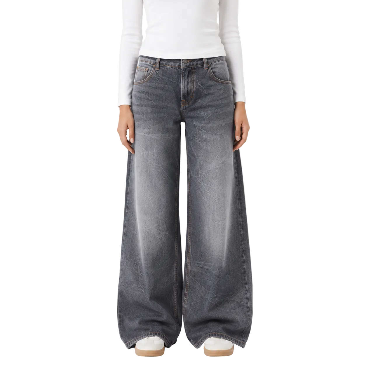 Low-Rise Wide-Leg Jeans in Gray Wash